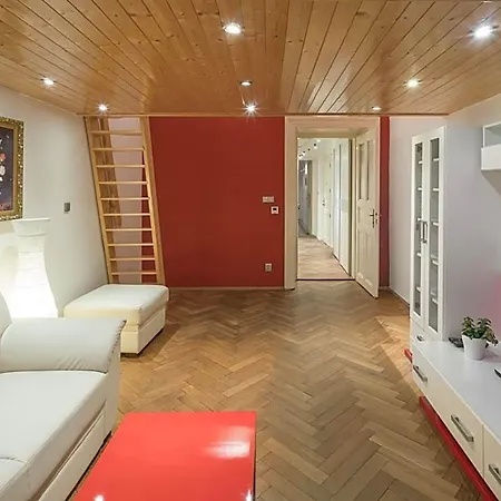 Apartamento Mordecai 12 By Adrez