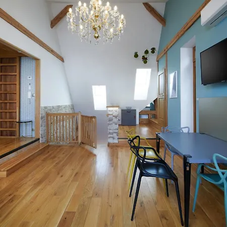 Apartamento Mordecai 12 By Adrez