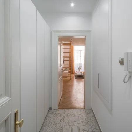 Apartment Mordecai 12 By Adrez *