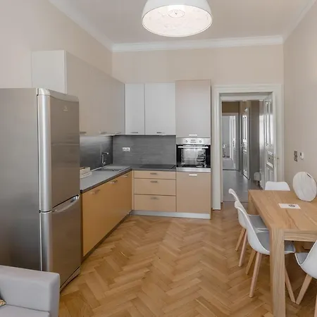 Apartment Mordecai 12 By Adrez *